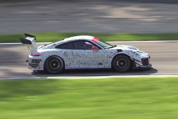 Une nouvelle Porsche 911 GT2 RS en approche ?