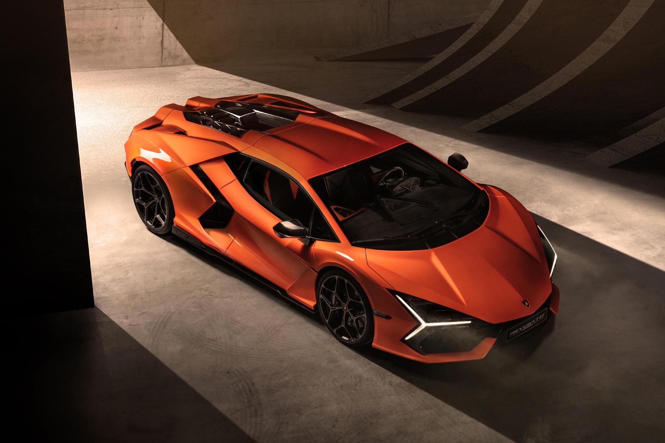 Lamborghini Revuelto : 1 015 ch pour l'héritière hybride de l'Aventador